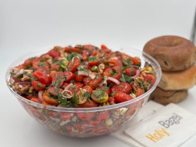 סלט עגבניות שרי